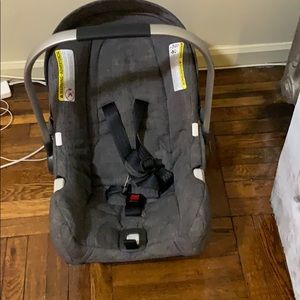 Stokke Nuna car seat
